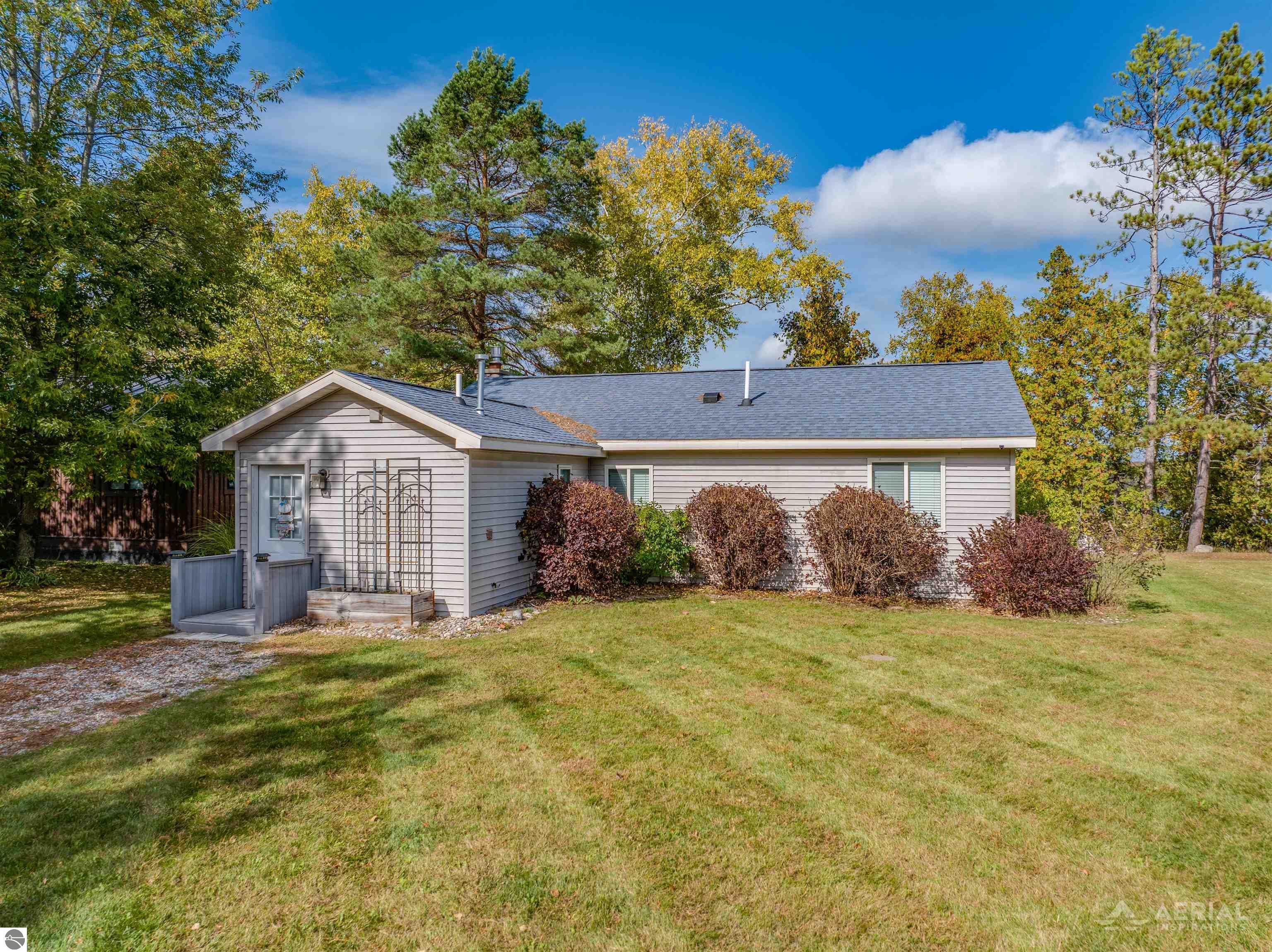 1024 W Lake Drive