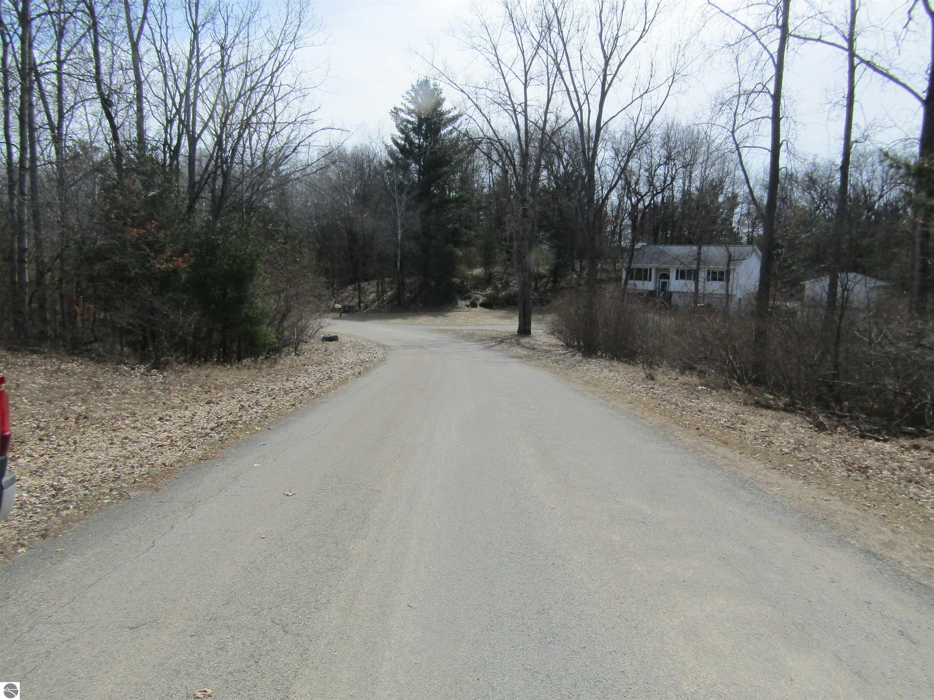 00_VL W Caribou Trail