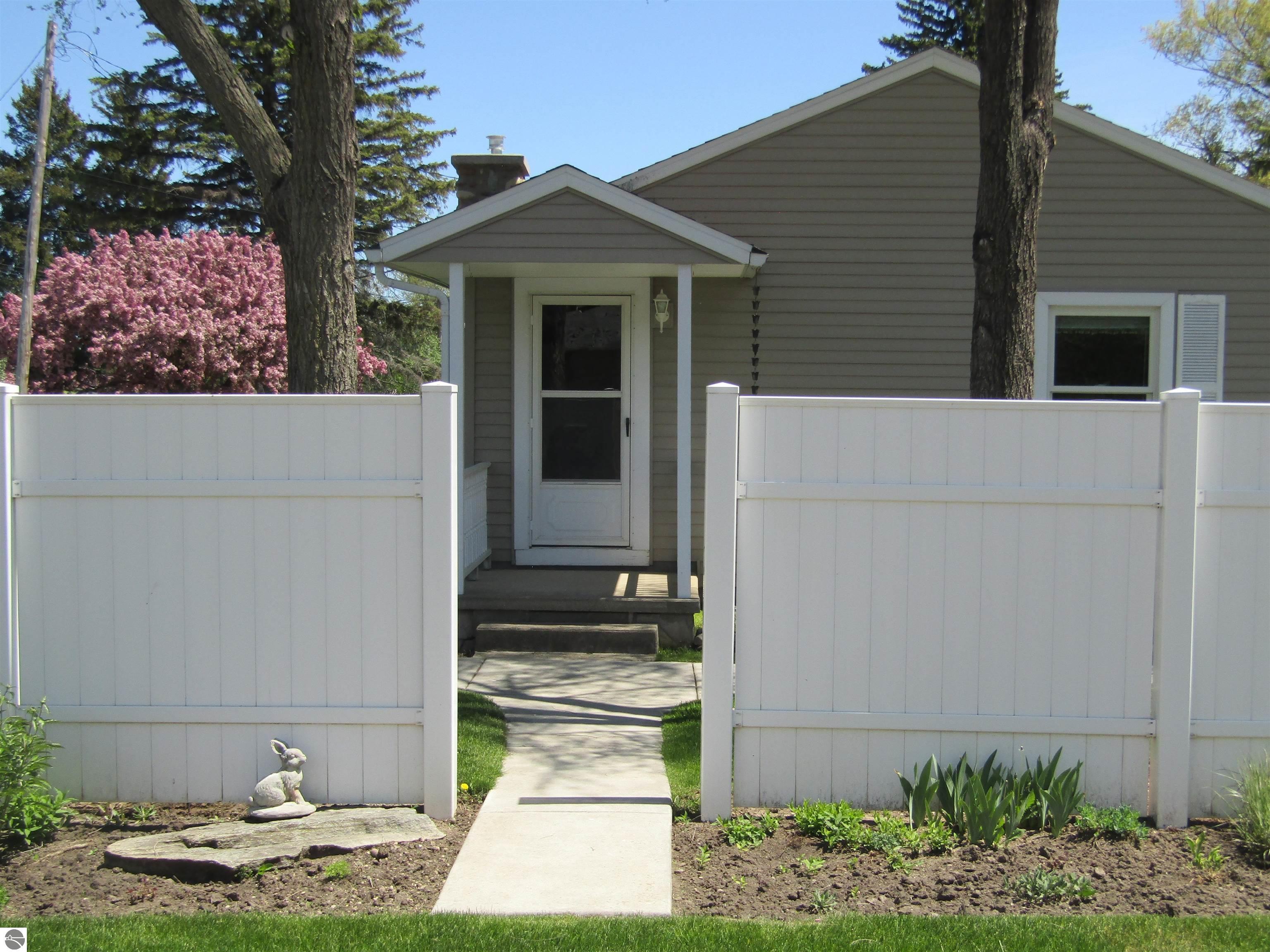 534 Morrison Street