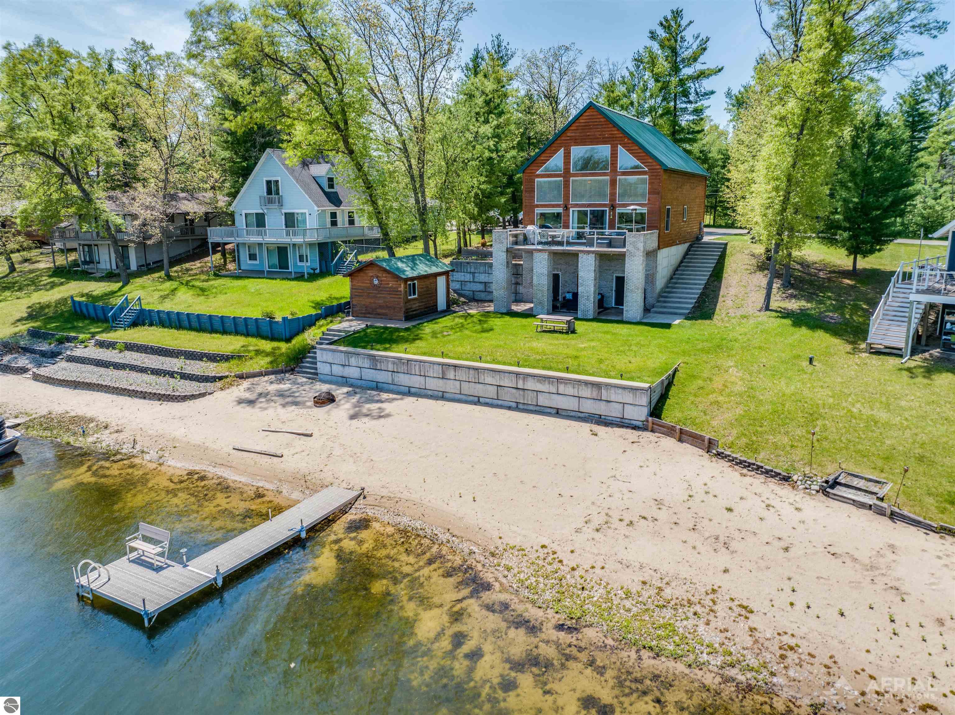 3319 S Ogemaw Trail