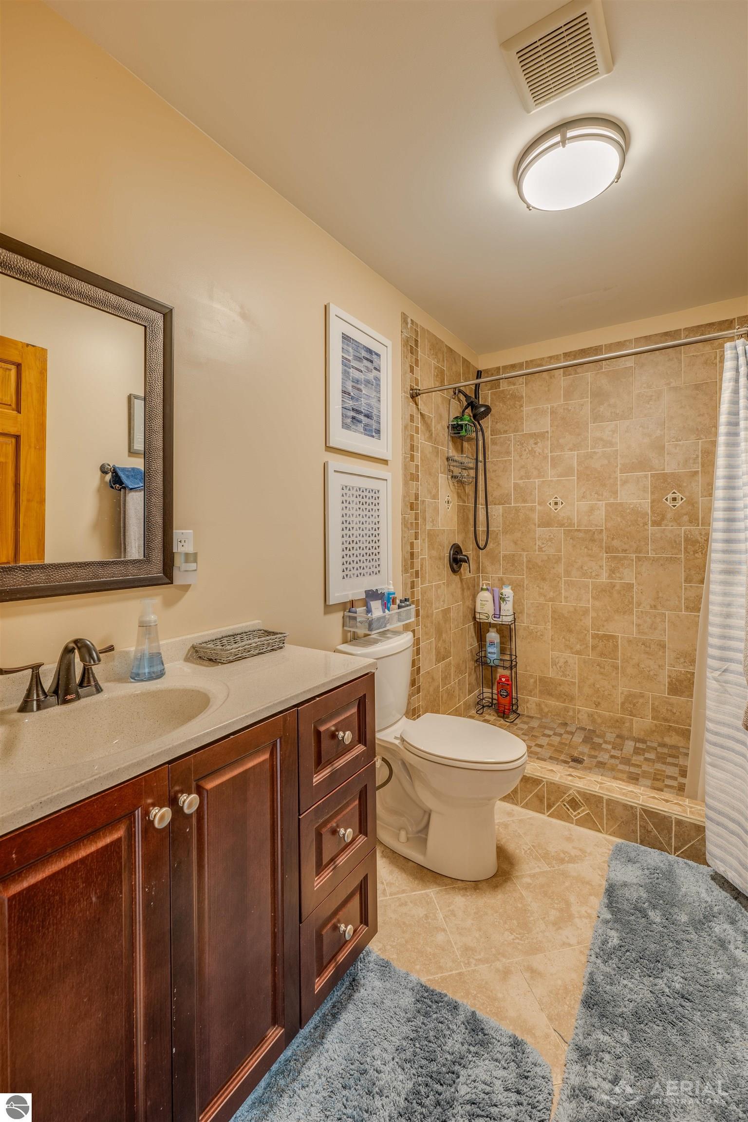 3319 S Ogemaw Trail