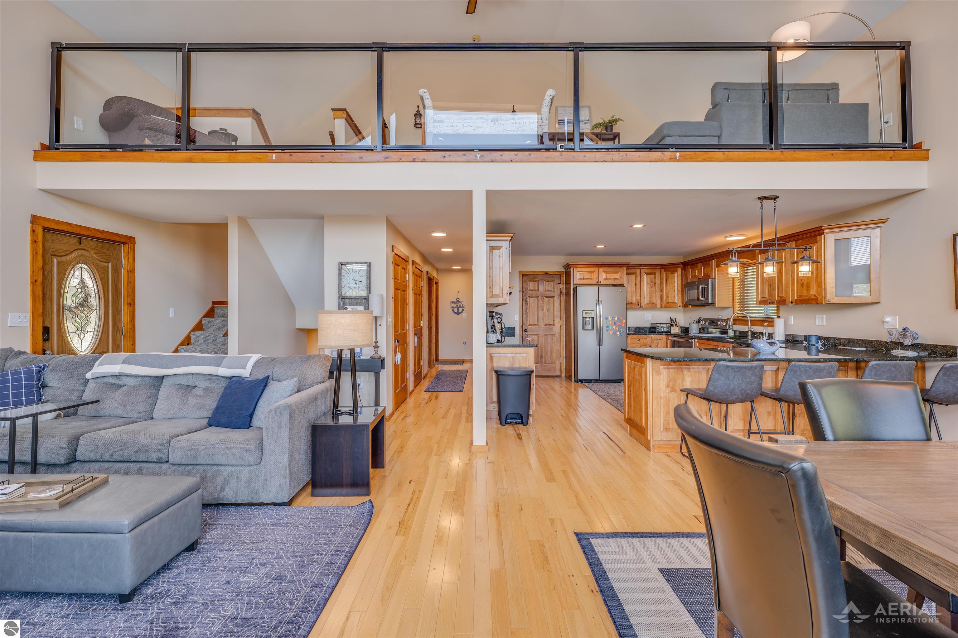 3319 S Ogemaw Trail