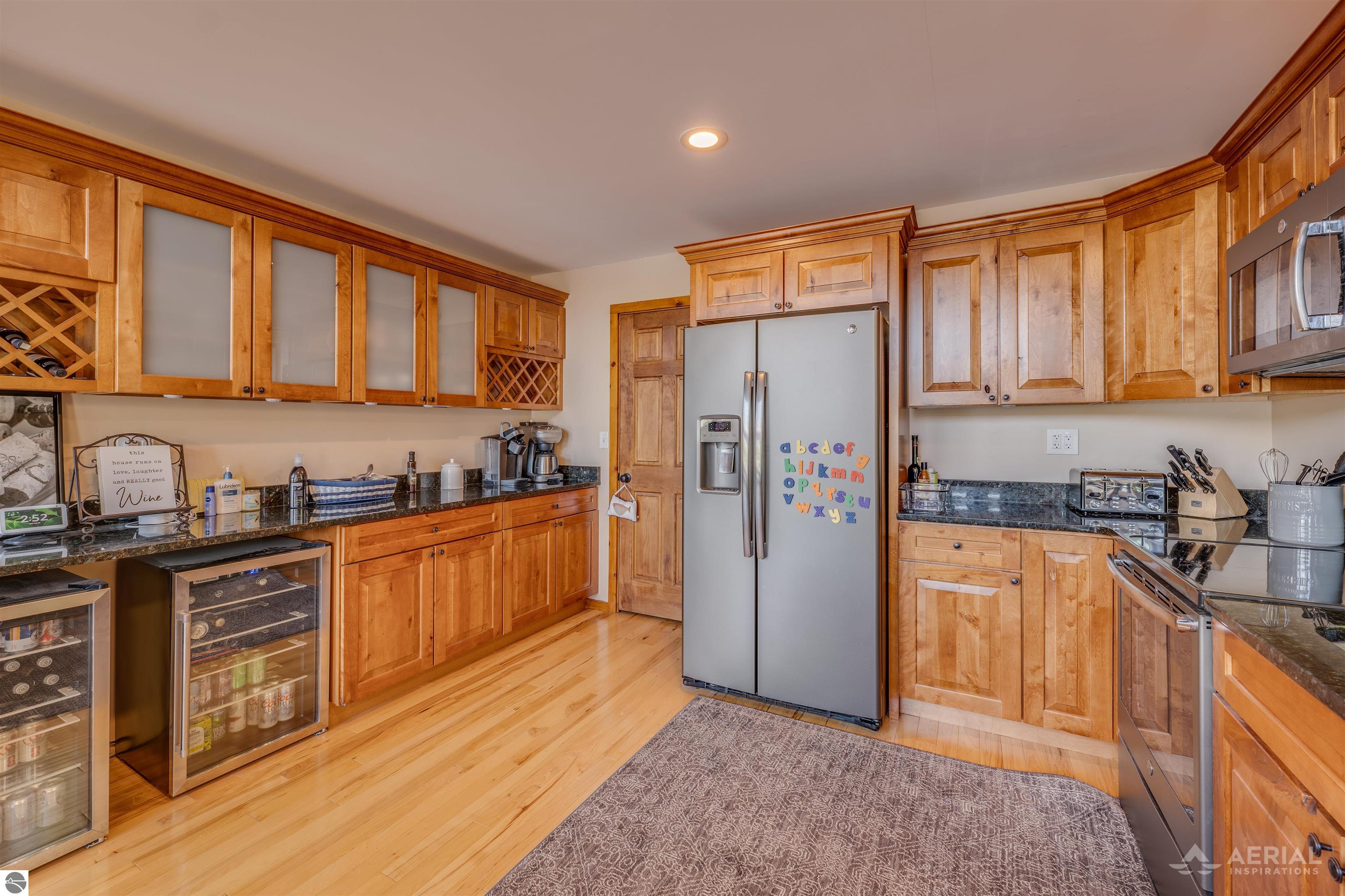 3319 S Ogemaw Trail