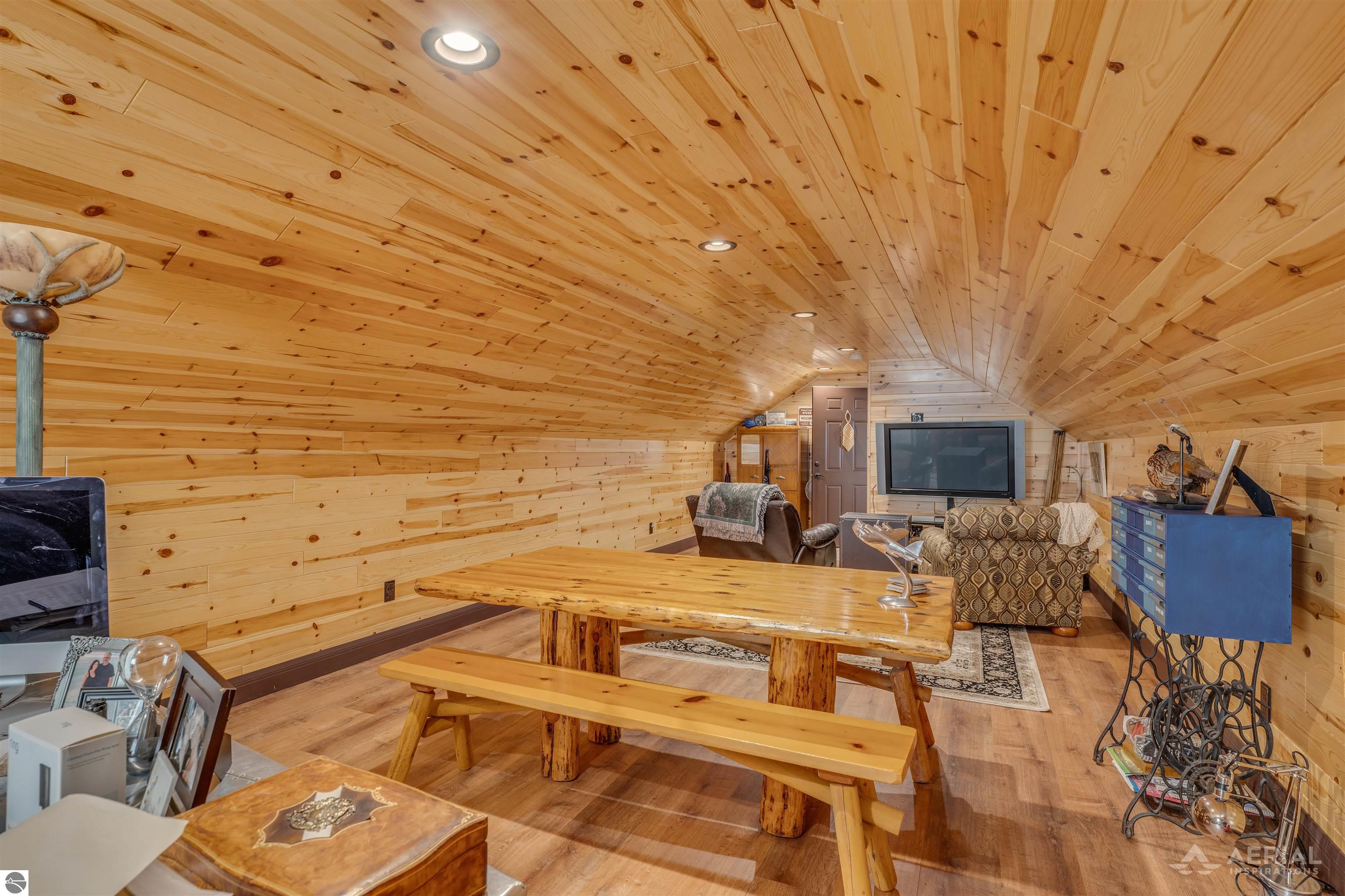 3083 Rifle River Trail