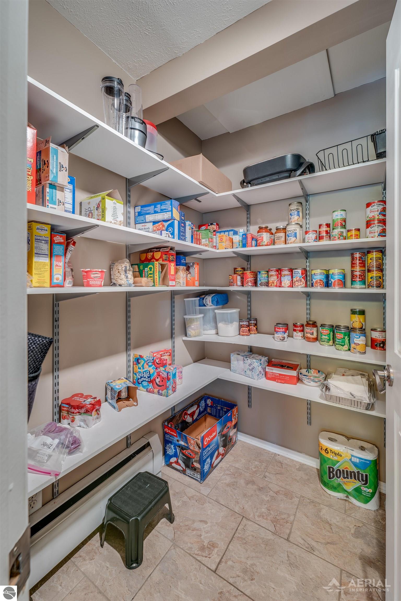 1741 N Ogemaw Trail