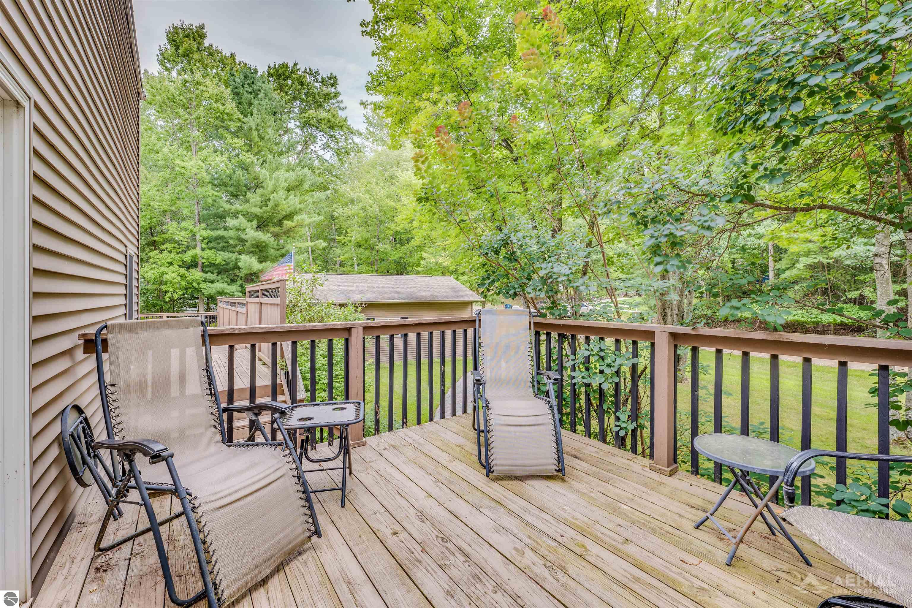 1741 N Ogemaw Trail