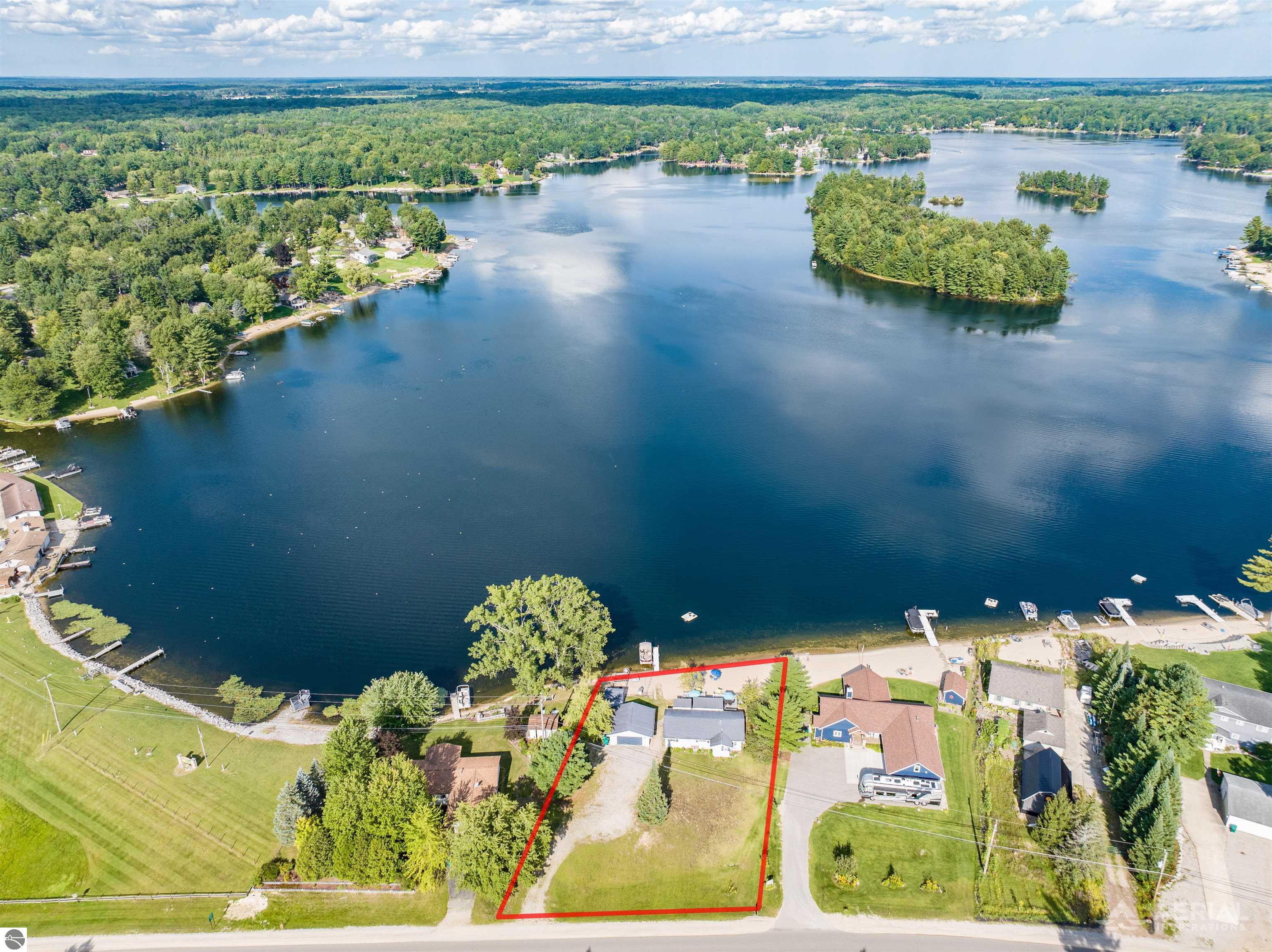 3075 Rifle River Trail