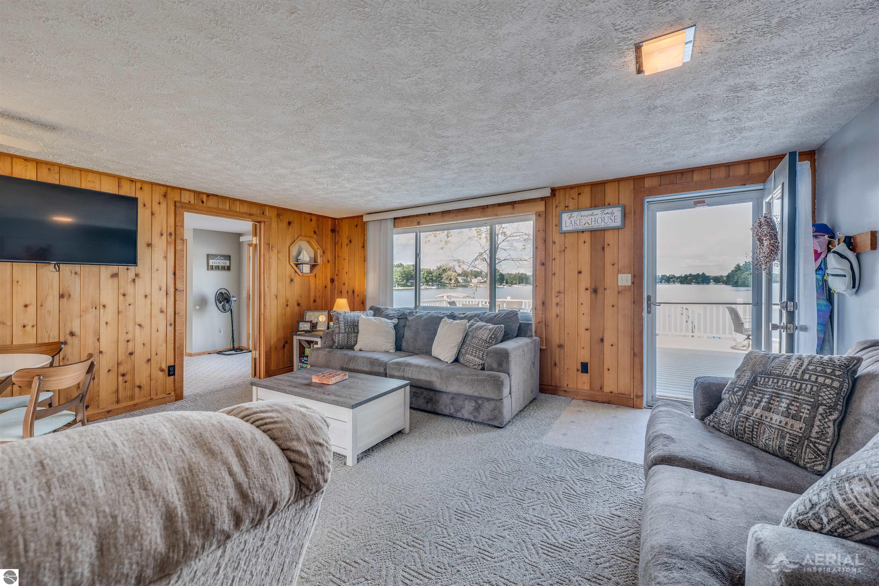 3075 Rifle River Trail