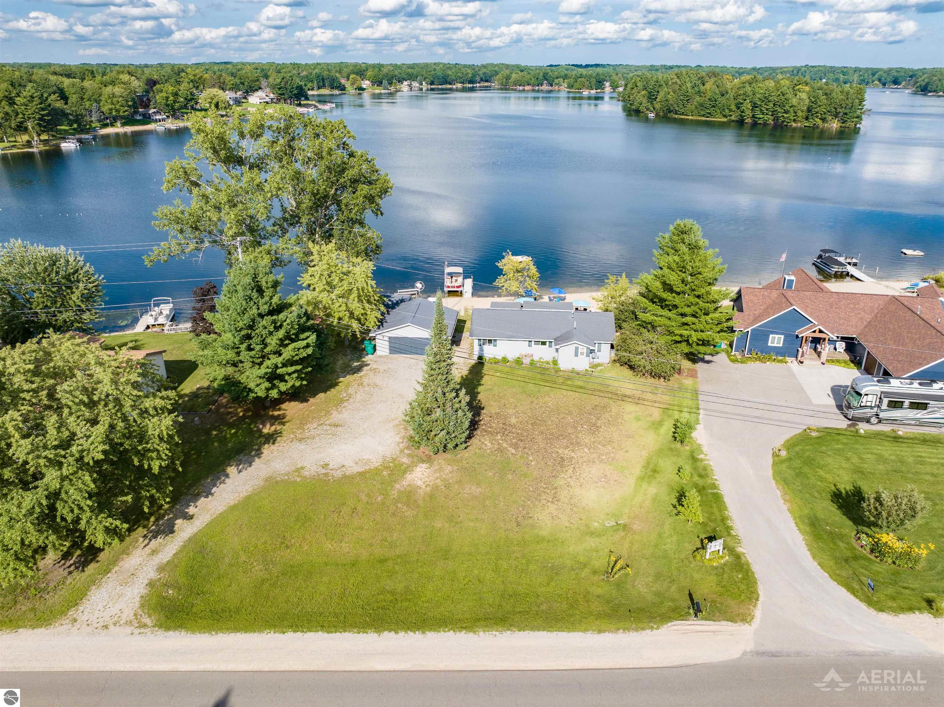 3075 Rifle River Trail