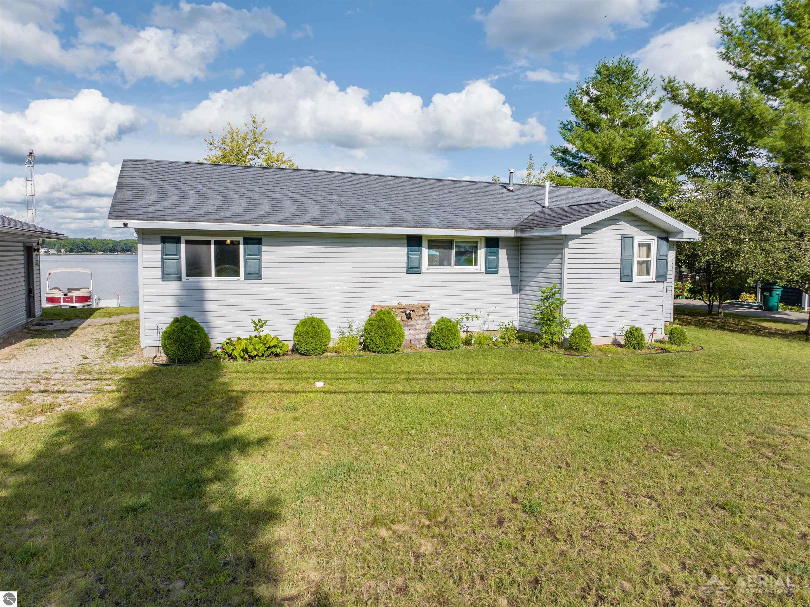 3075 Rifle River Trail