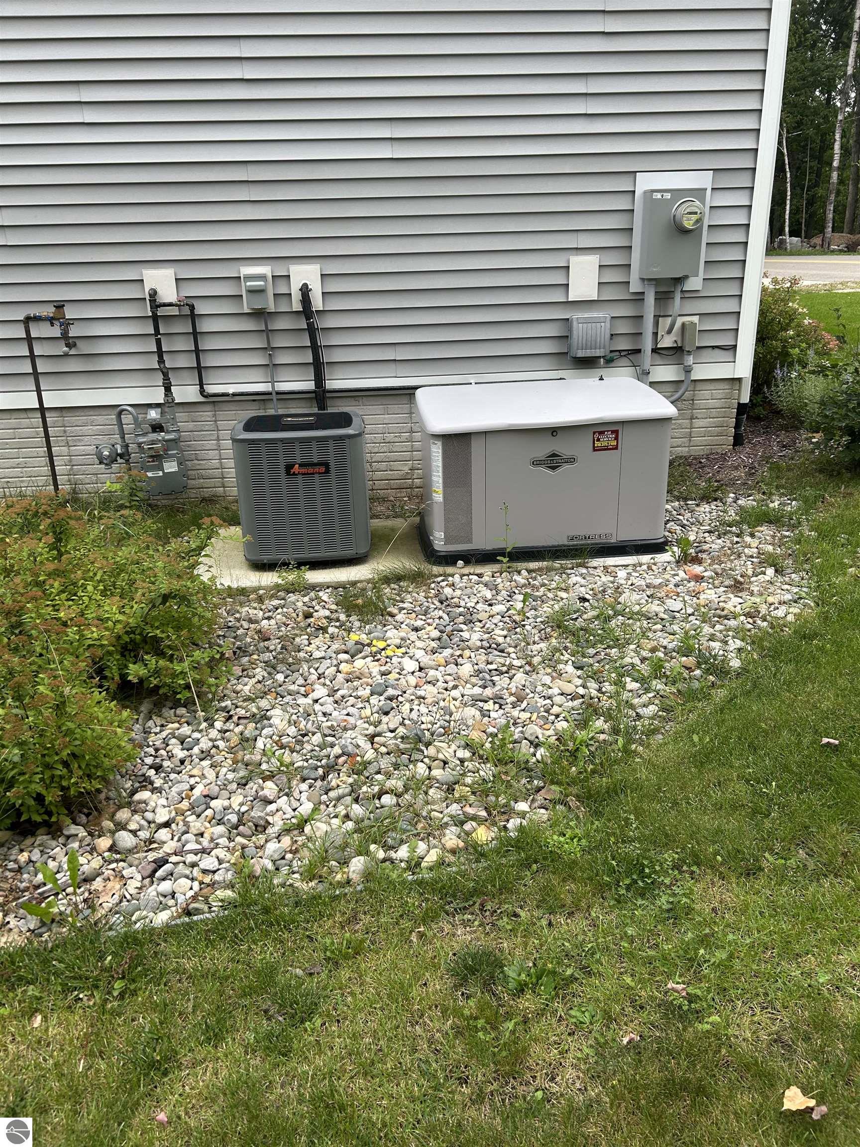 3168 N Ogemaw Trail