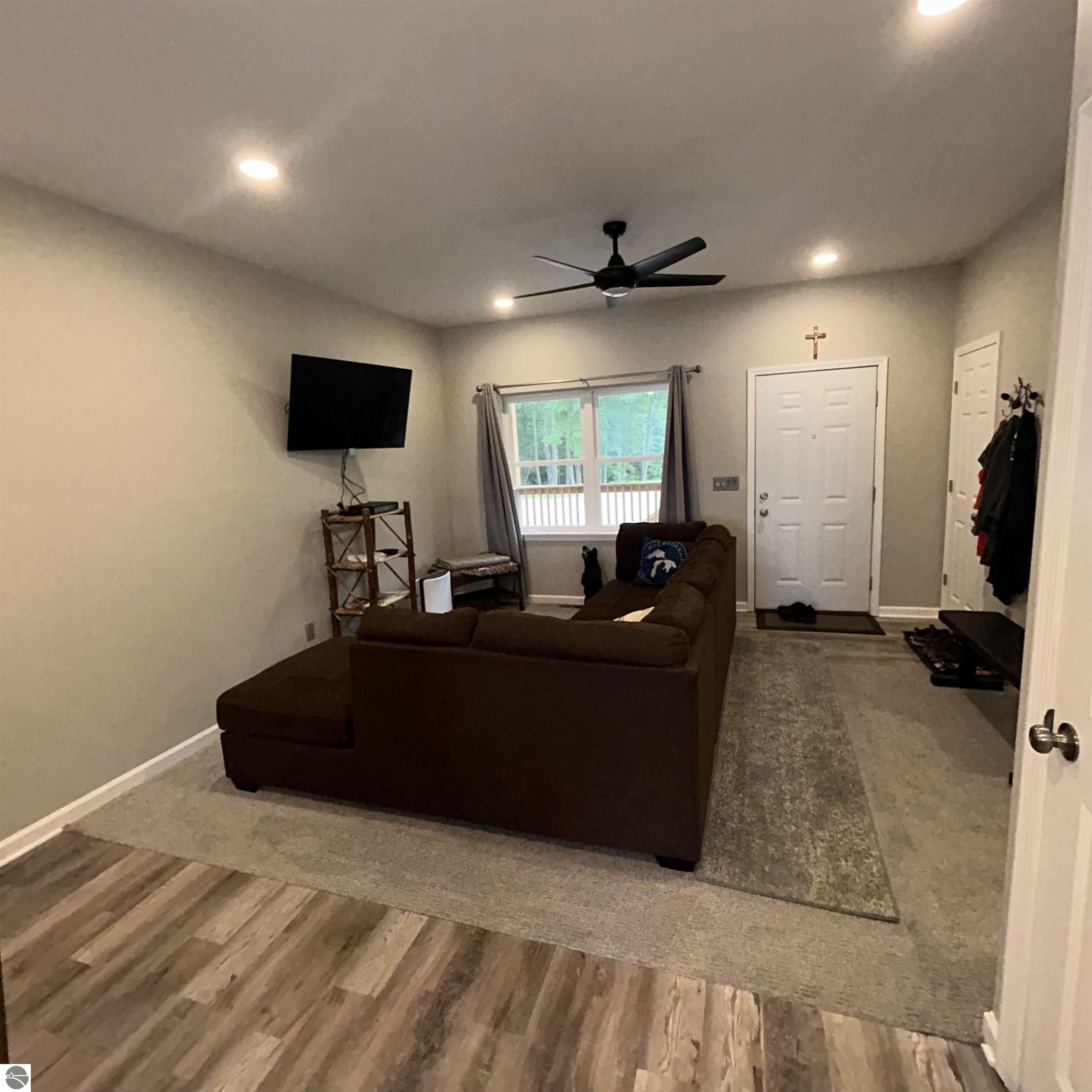 3168 N Ogemaw Trail