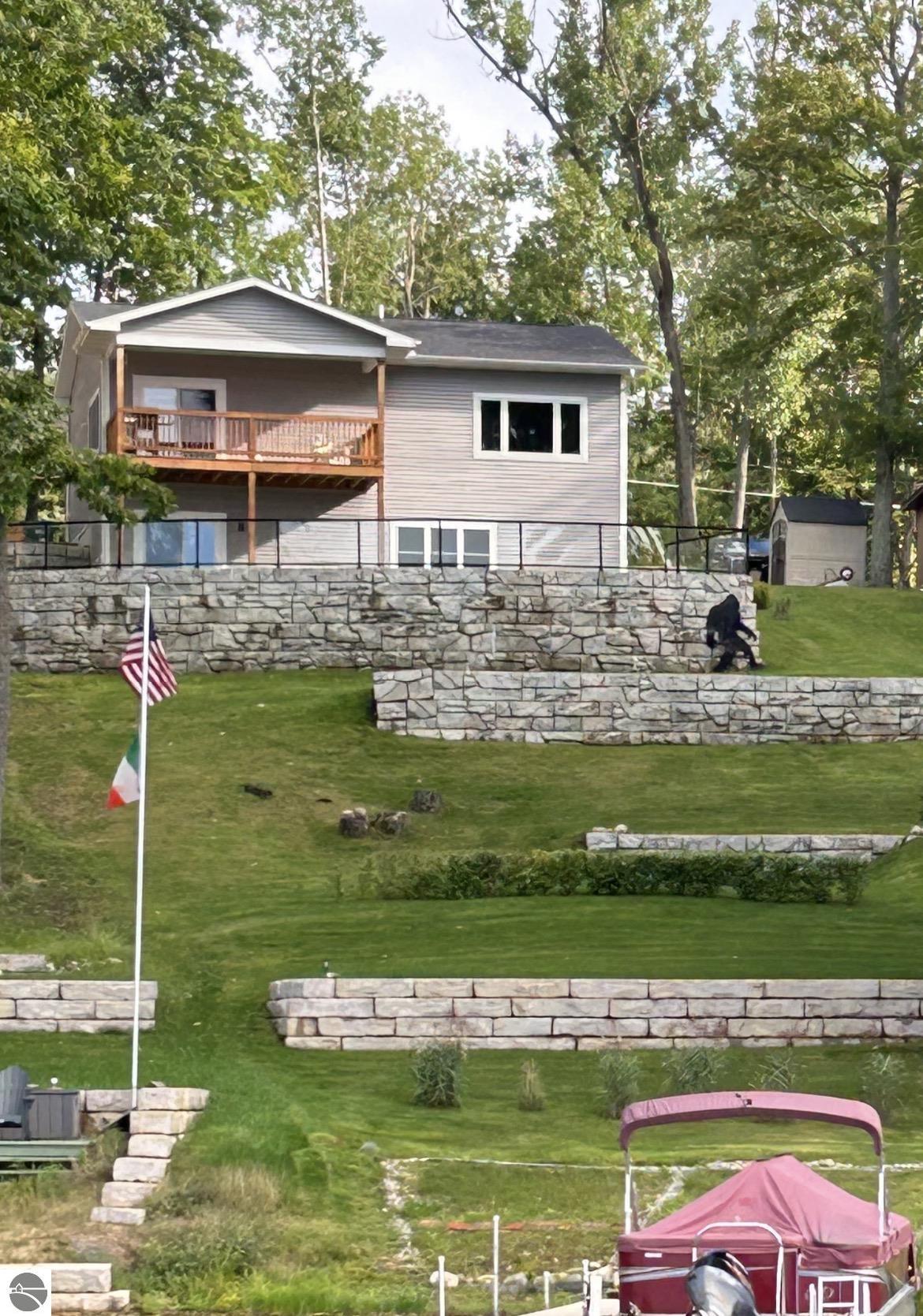 3168 N Ogemaw Trail