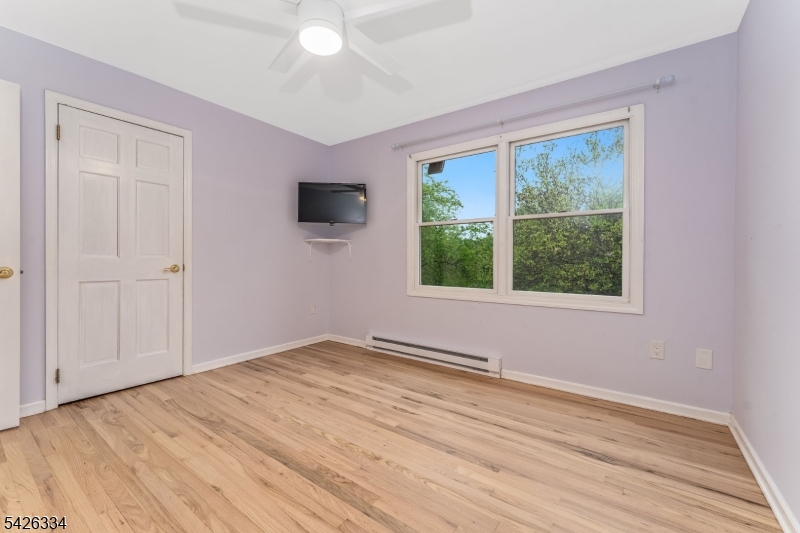 46 Sutton Rd