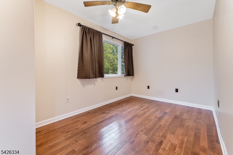 46 Sutton Rd