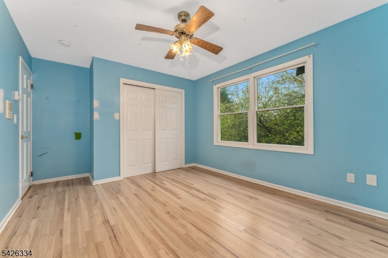 46 Sutton Rd