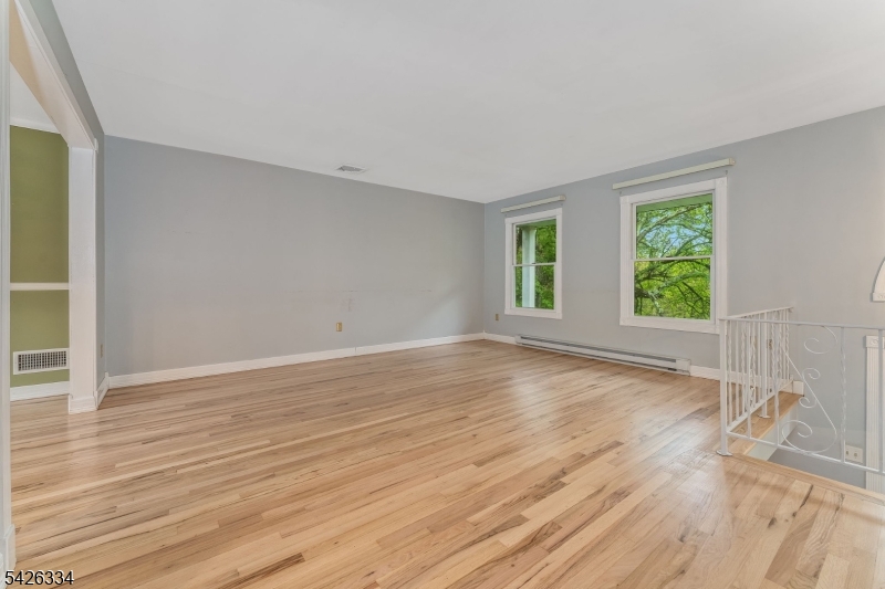 46 Sutton Rd