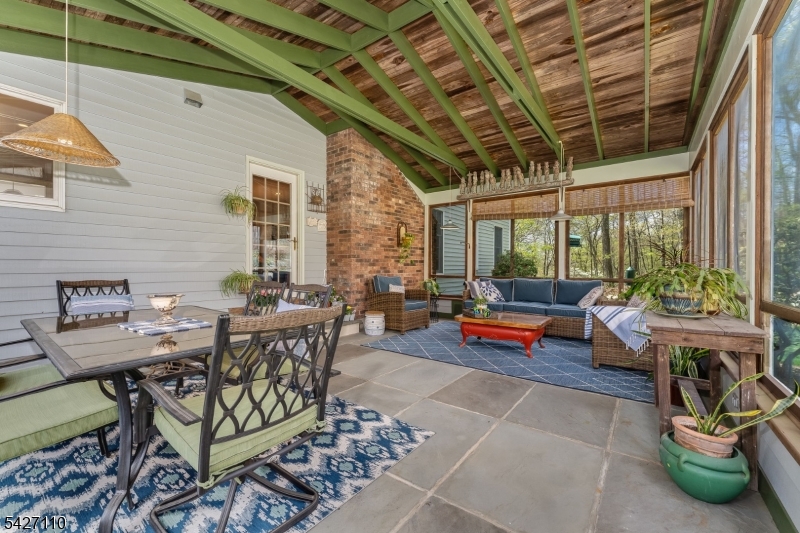 44 Big Spring Rd