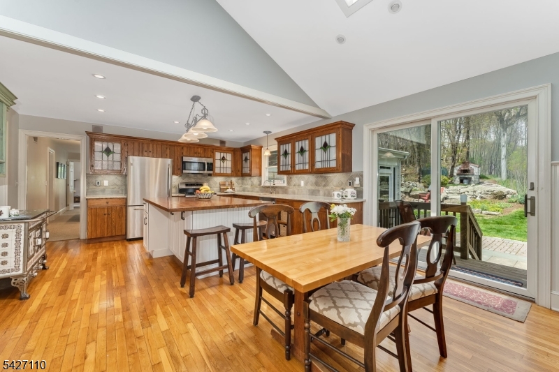 44 Big Spring Rd