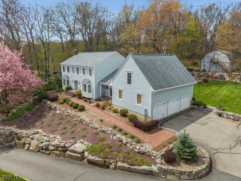 44 Big Spring Rd