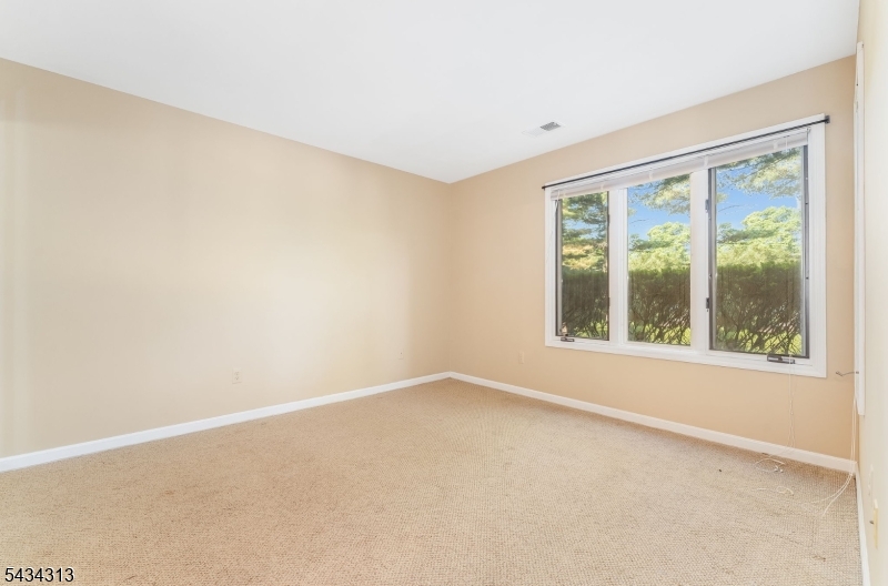 13 Augusta Dr