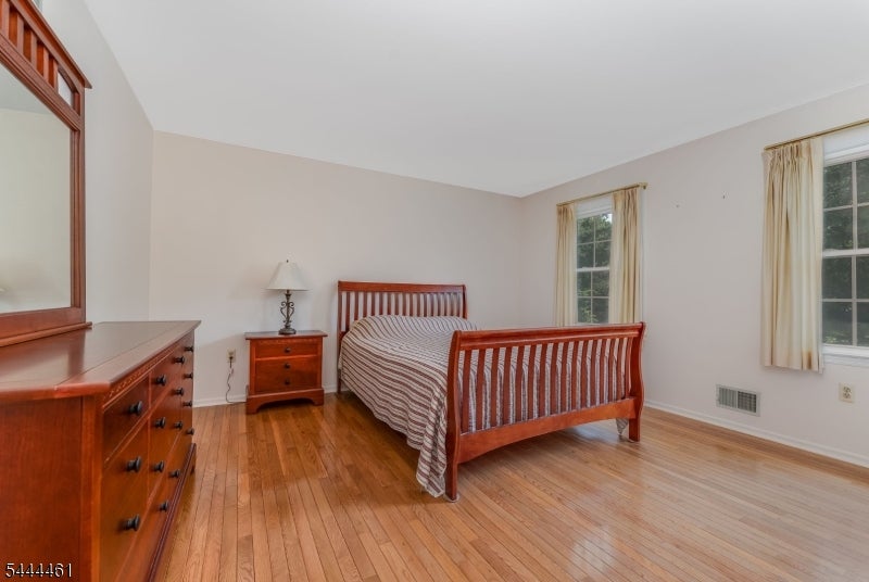 8 Kilmer Dr