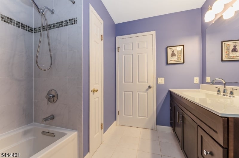 8 Kilmer Dr