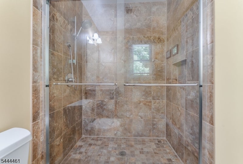 8 Kilmer Dr