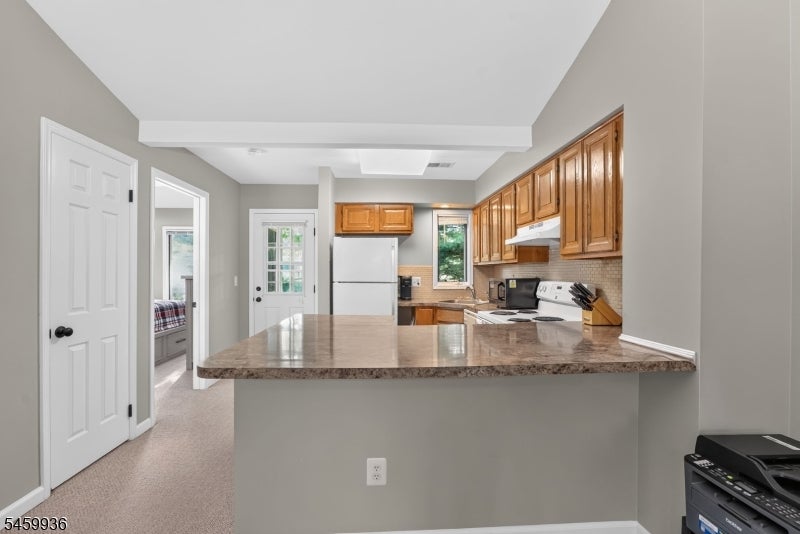 14 Augusta Dr