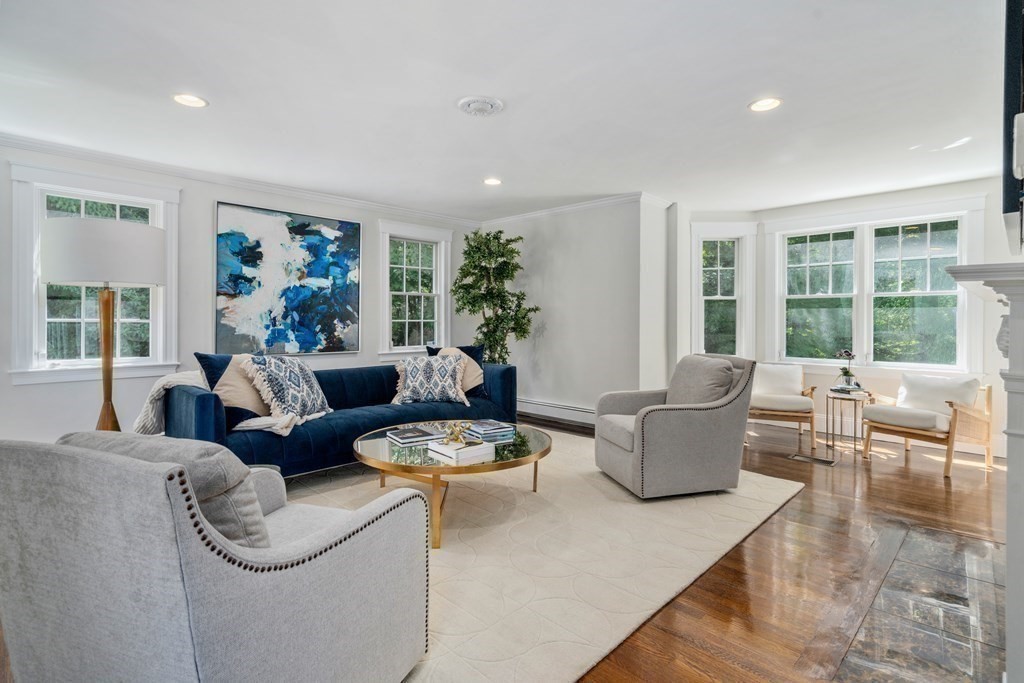 75 Newton St