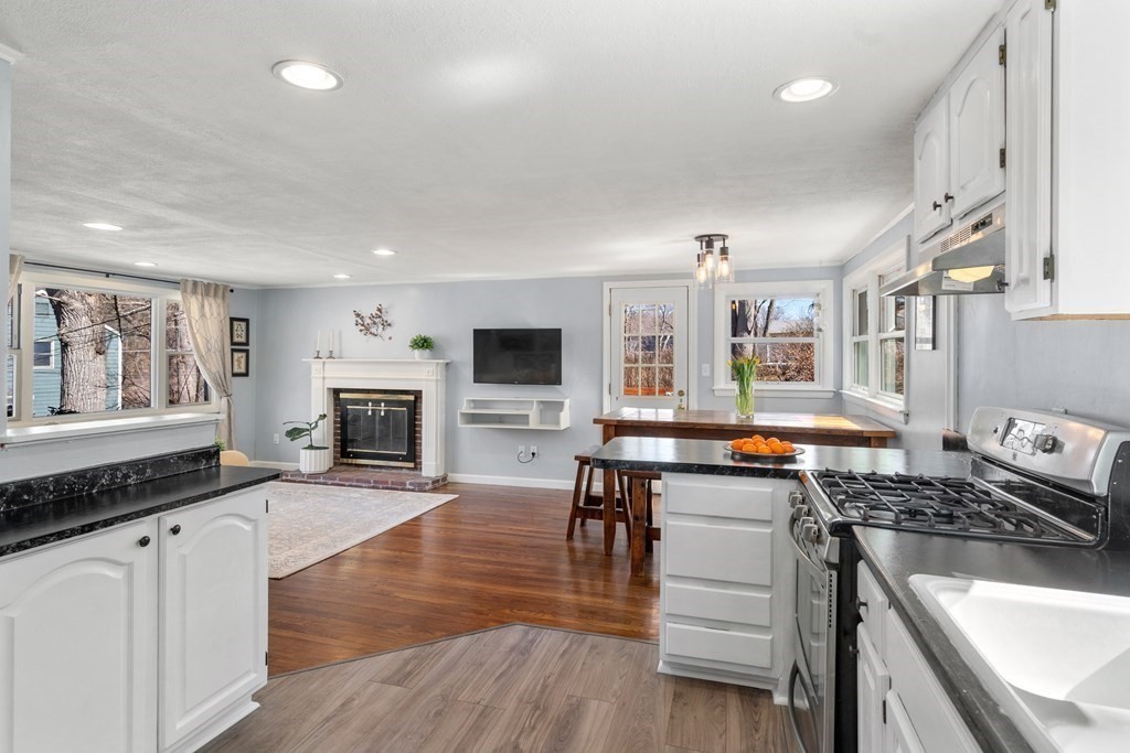 84 Riverview Cir