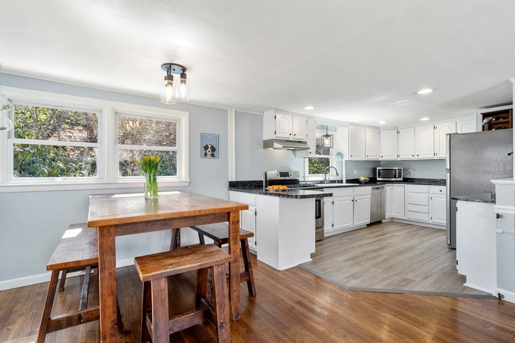 84 Riverview Cir