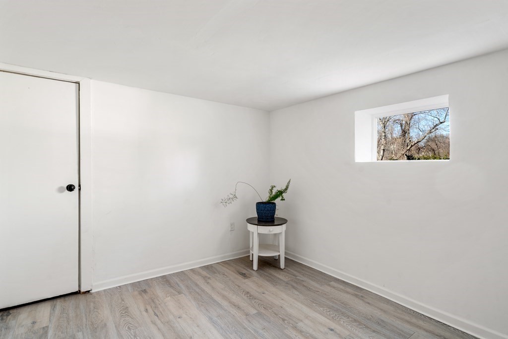 84 Riverview Cir