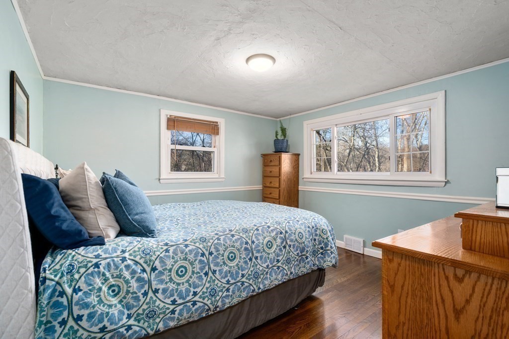84 Riverview Cir