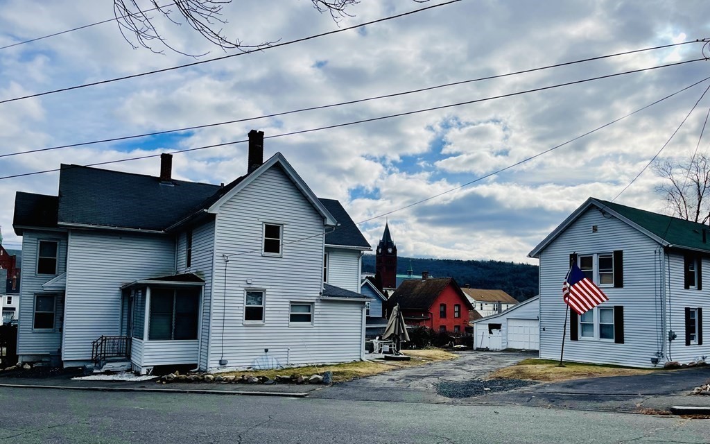 10 Eddy St