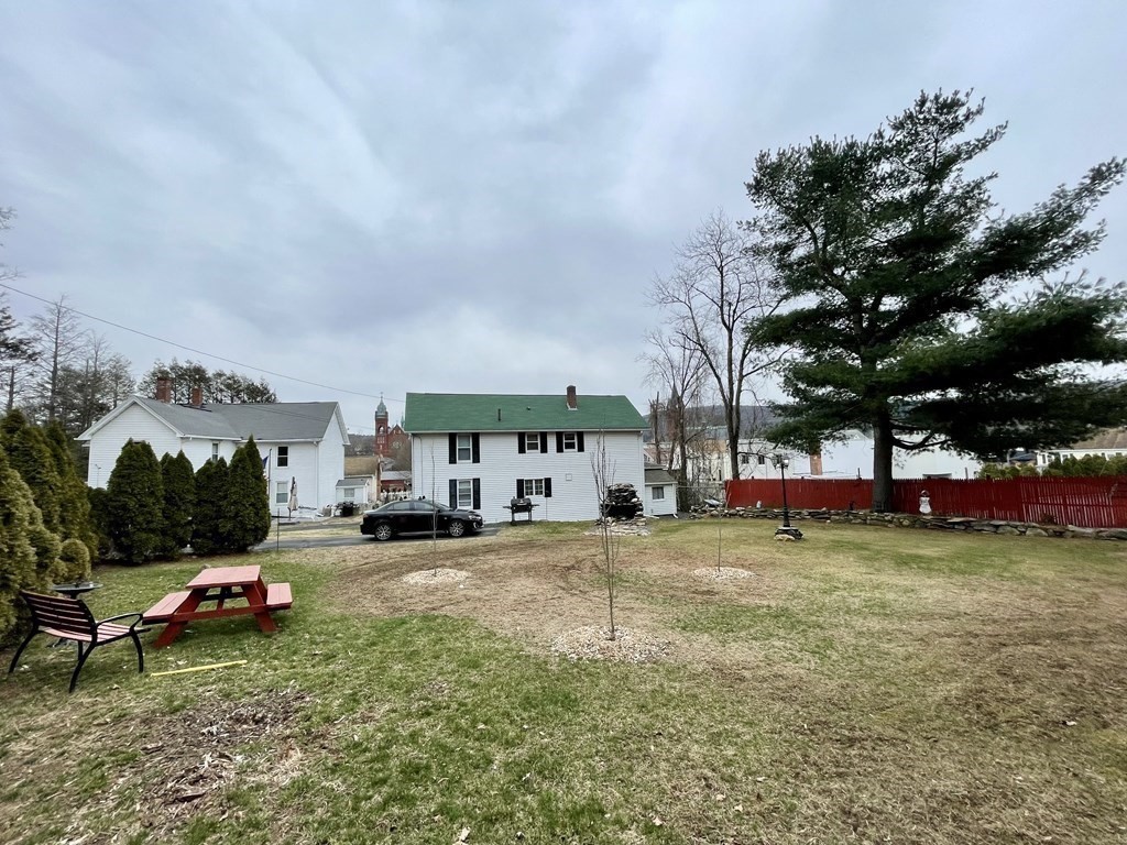 10 Eddy St