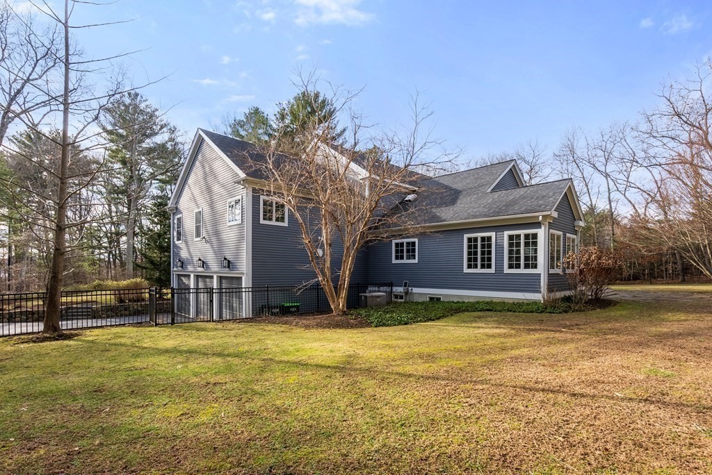 80 Lincoln Ln