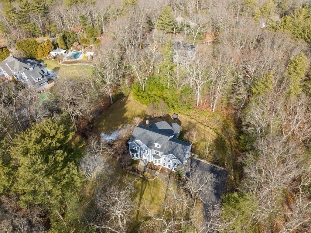 80 Lincoln Ln