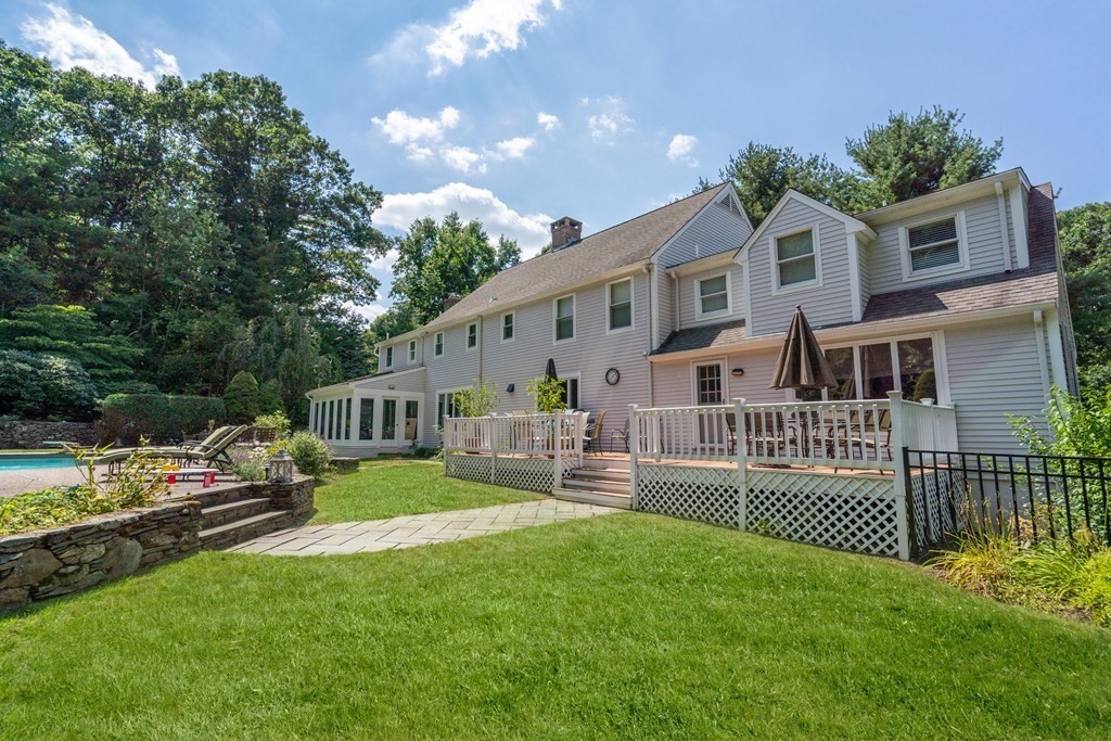 22 Hillcrest Rd