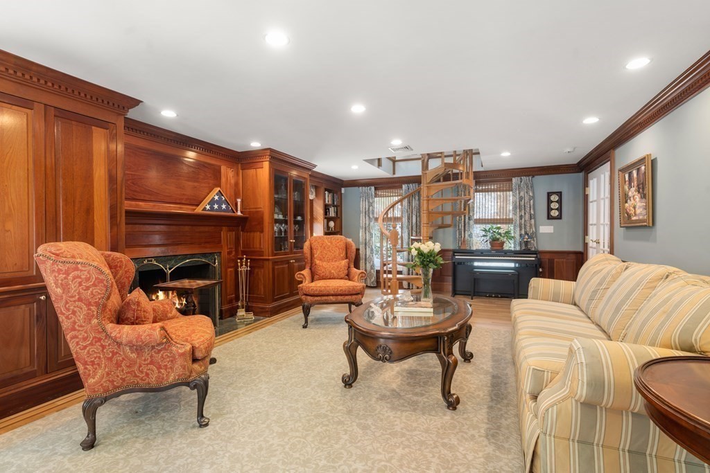 22 Hillcrest Rd