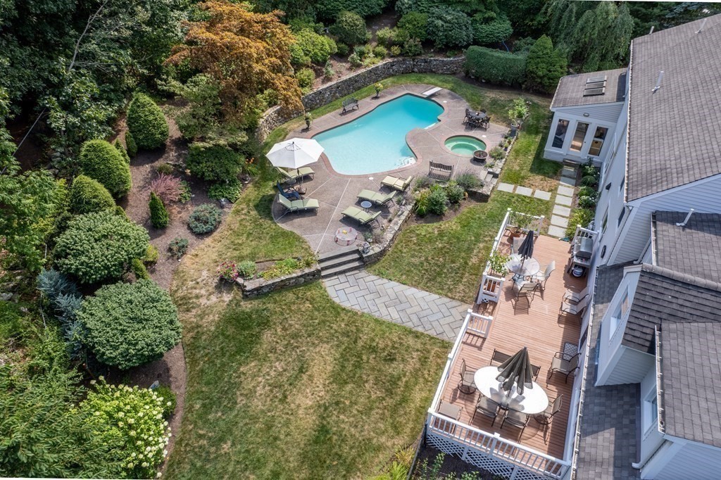 22 Hillcrest Rd