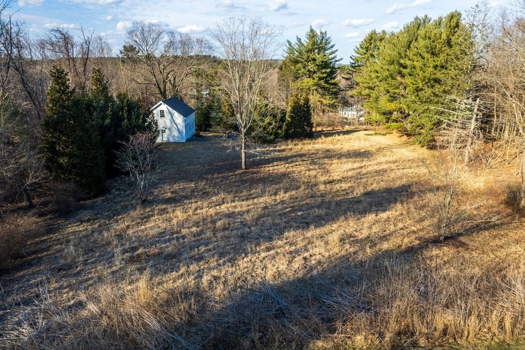 50 Skating Pond Rd