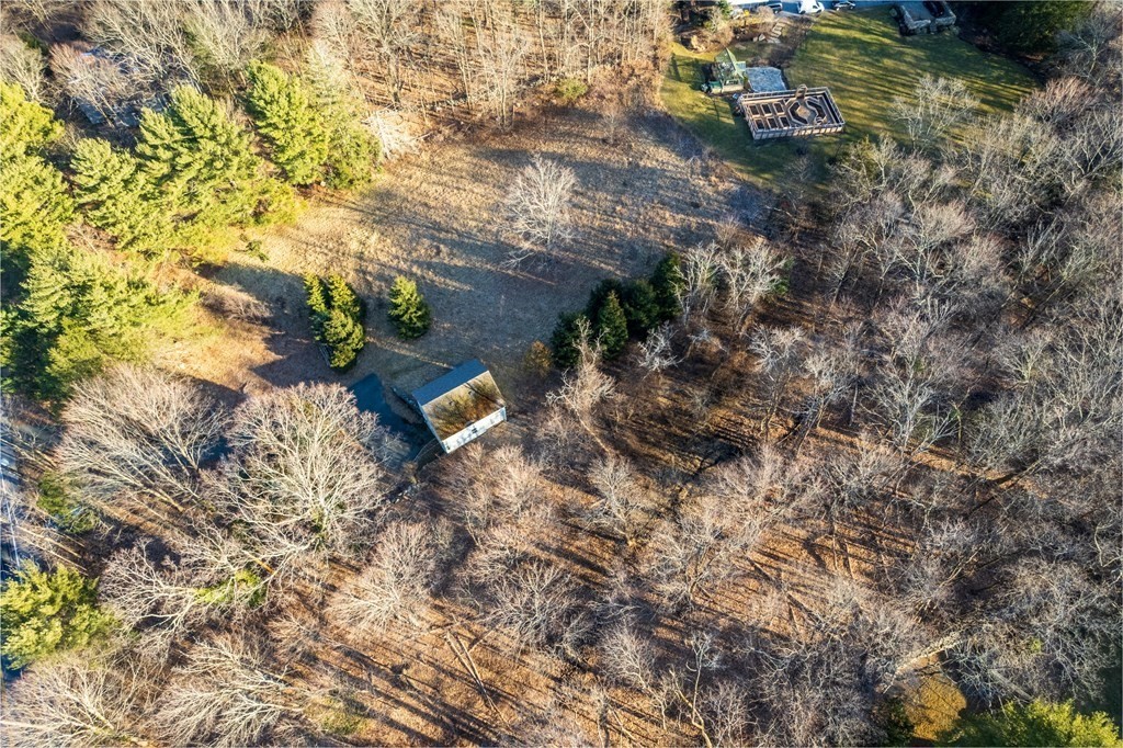 50 Skating Pond Rd