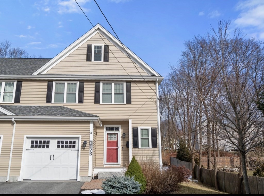 117 N Main St # B