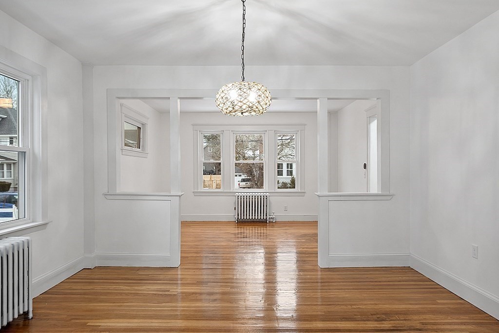 14 Circular Ave