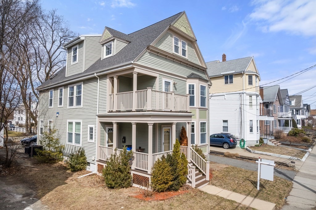 22 Cleveland St # B