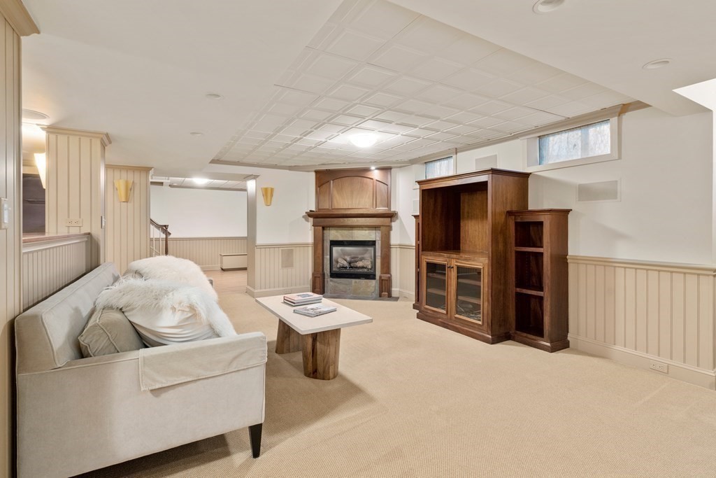 18 Candleberry Ln