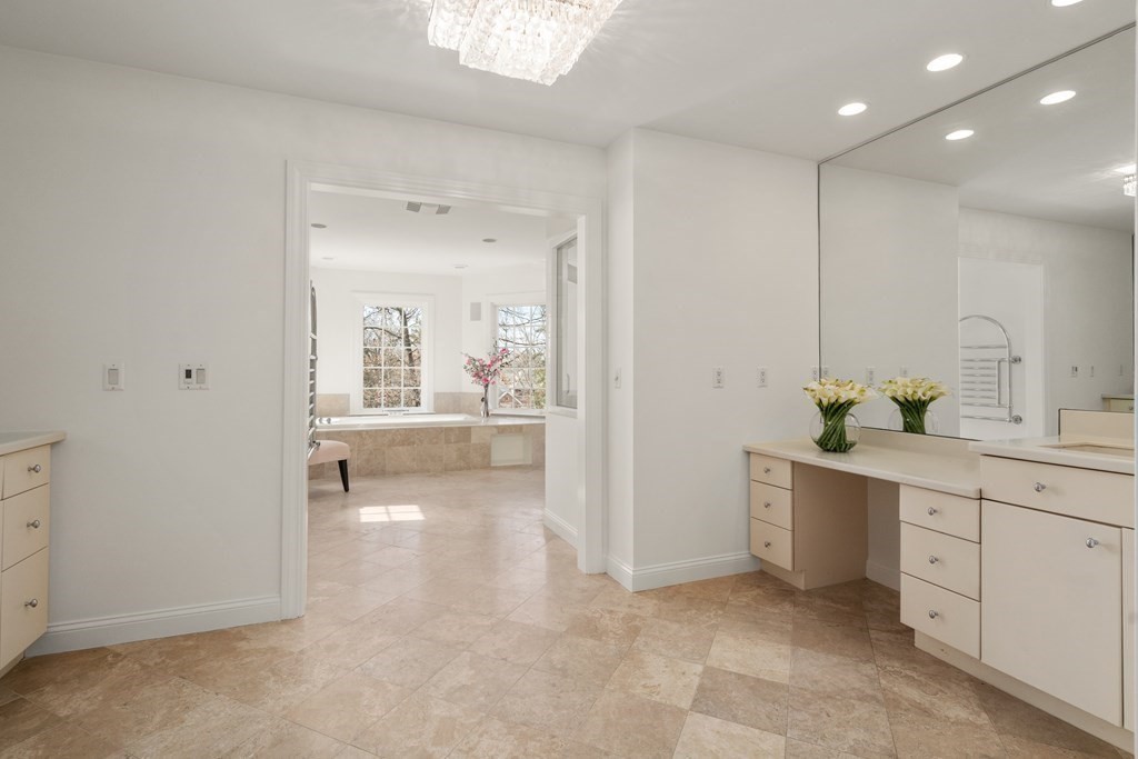 18 Candleberry Ln