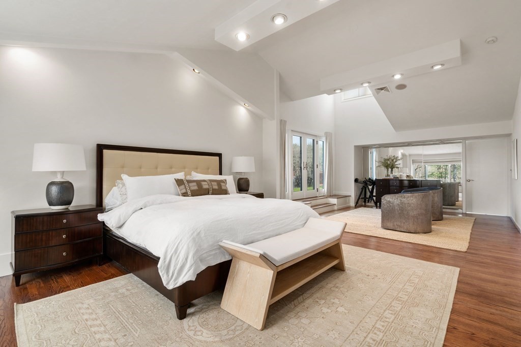 38 High Rock Rd