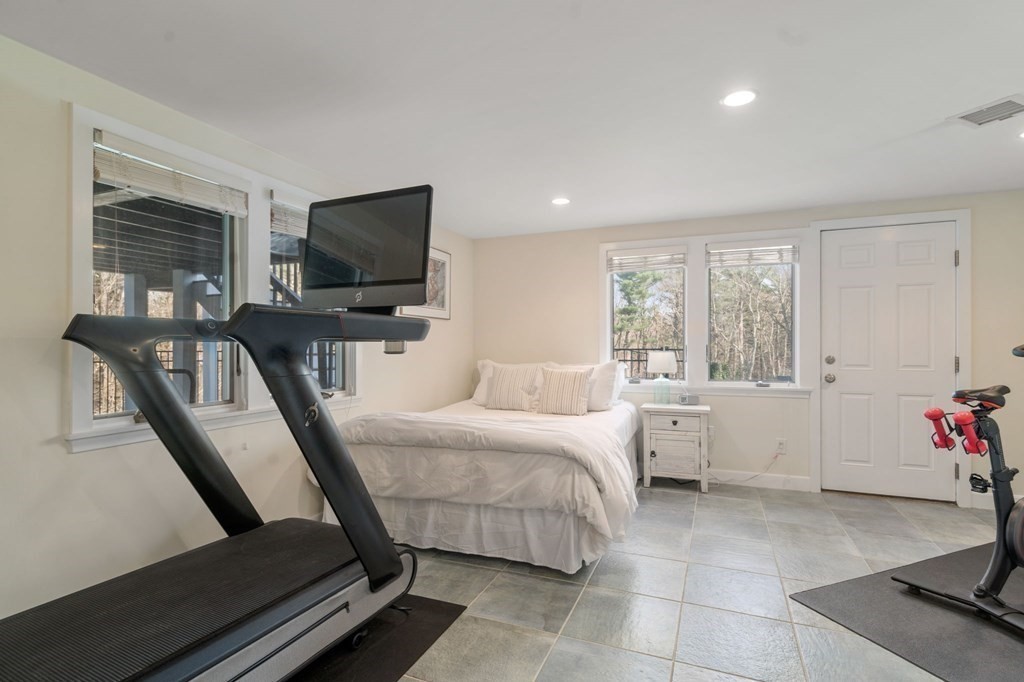 38 High Rock Rd